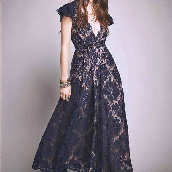 Free People Dresses & Skirts - Free People Lace Piazza Maxi Dress